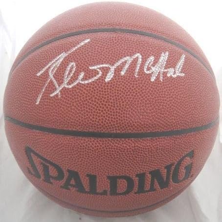 Кевин Макхейл подписа договор с Сполдингом по баскетбол в закрито / На открито JSA - Баскетболни топки с автографи